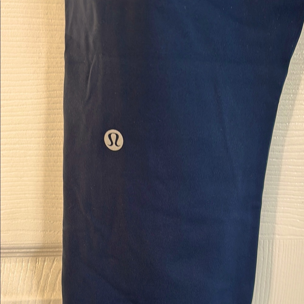 Lululemon Navy Blue Leggings, 16